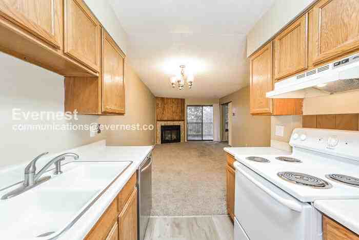 14892 E Kentucky Dr #1021 - Photo 4 of 27