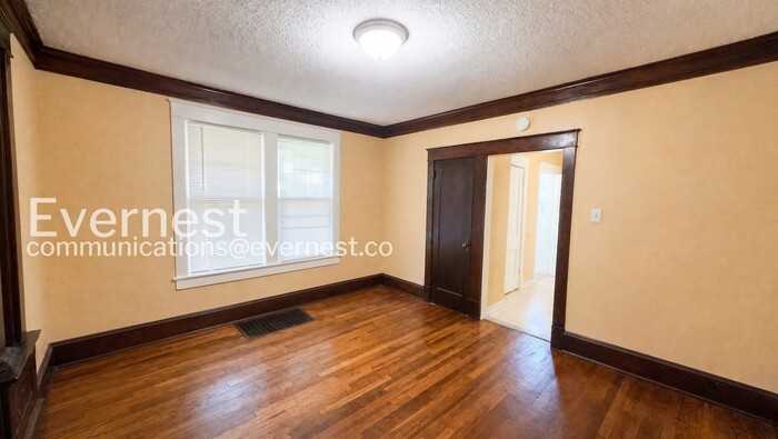3400 E 69th St - Photo 6 of 12