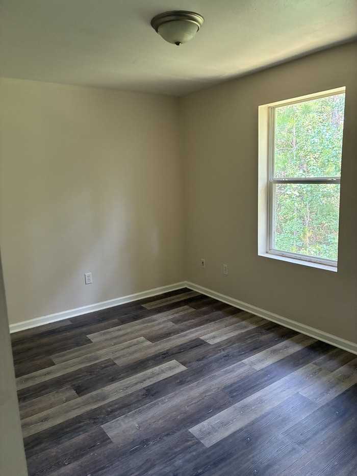 6114 E Pike St - Photo 6 of 12
