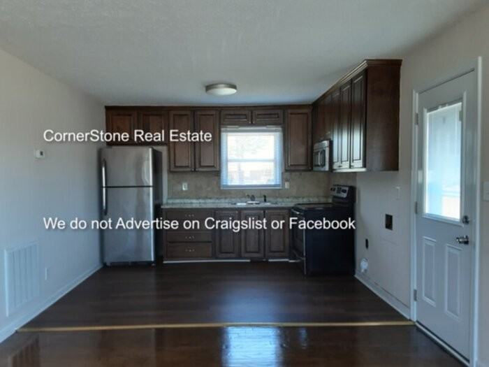 2602 Wingate Rd - Photo 2 of 8