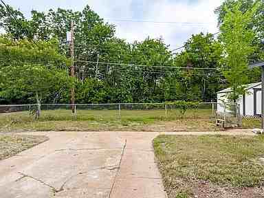 116 Vandenburg Dr - Photo 5 of 24