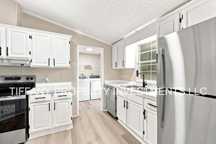 148 Helen Young Dr - Photo 3 of 20
