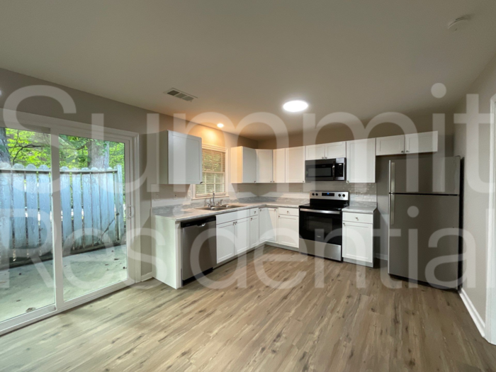 3018 Dale Ct - Photo 6 of 13