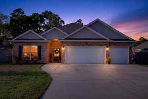 featured image of 8009 Crawford Dr
