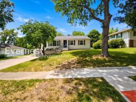 featured image of 2904 N Chippewa Dr