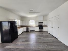 featured image of 6218 Red Oak Dr