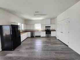 6218 Red Oak Dr - Photo 1 of 1