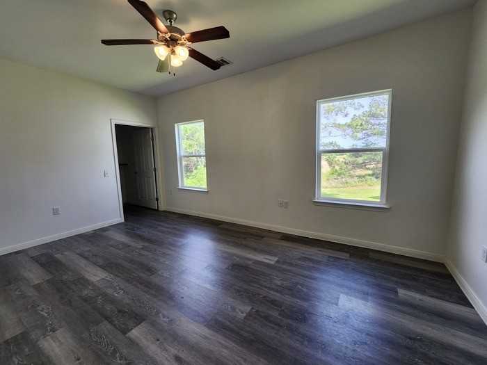 6218 Red Oak Dr - Photo 7 of 12
