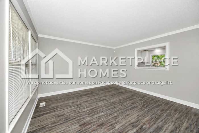 4002 Summerhill Dr Nw - Photo 5 of 28