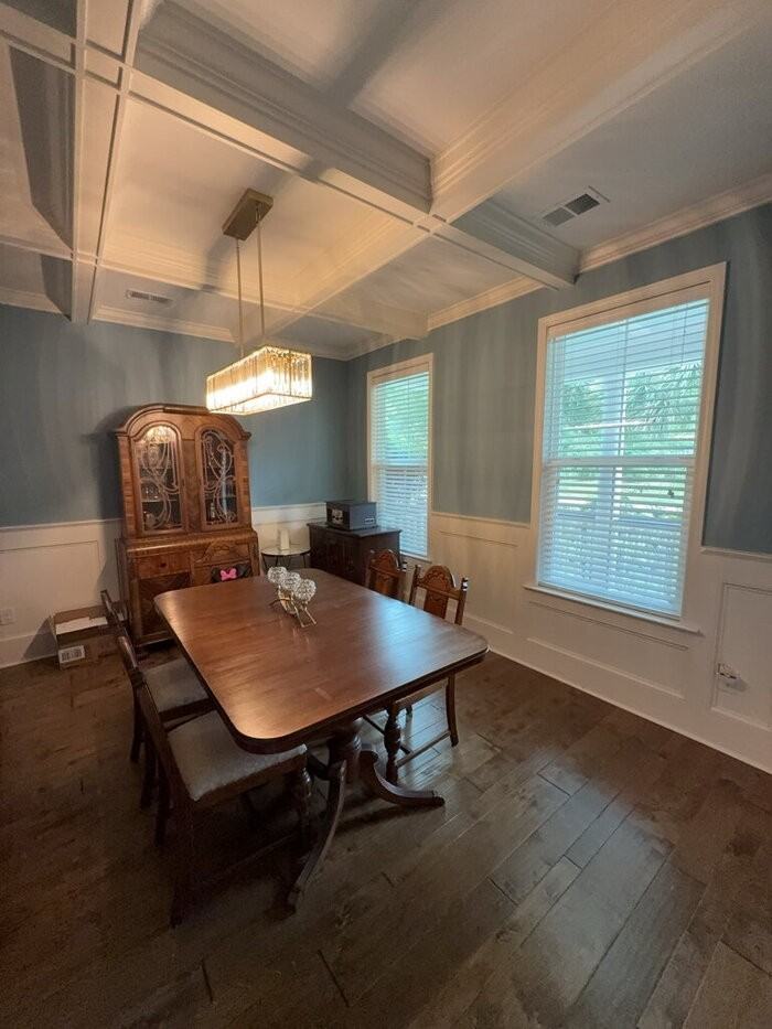 302 Pond Hill Ct - Photo 3 of 31