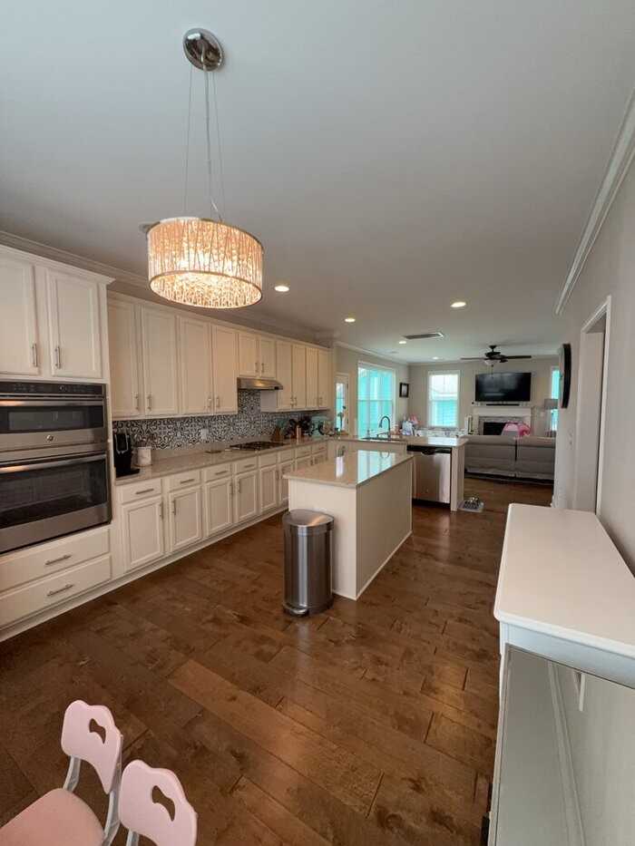 302 Pond Hill Ct - Photo 6 of 31
