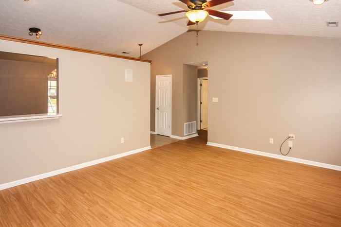 5943 Sycamore Forge Dr - Photo 7 of 15