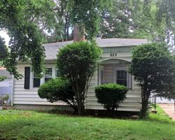 featured image of 825 W Division St #NA