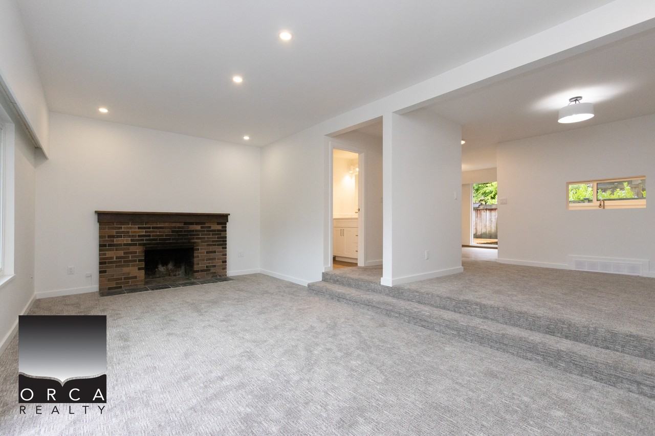 997 Old Lillooet Road - Photo 2 of 37