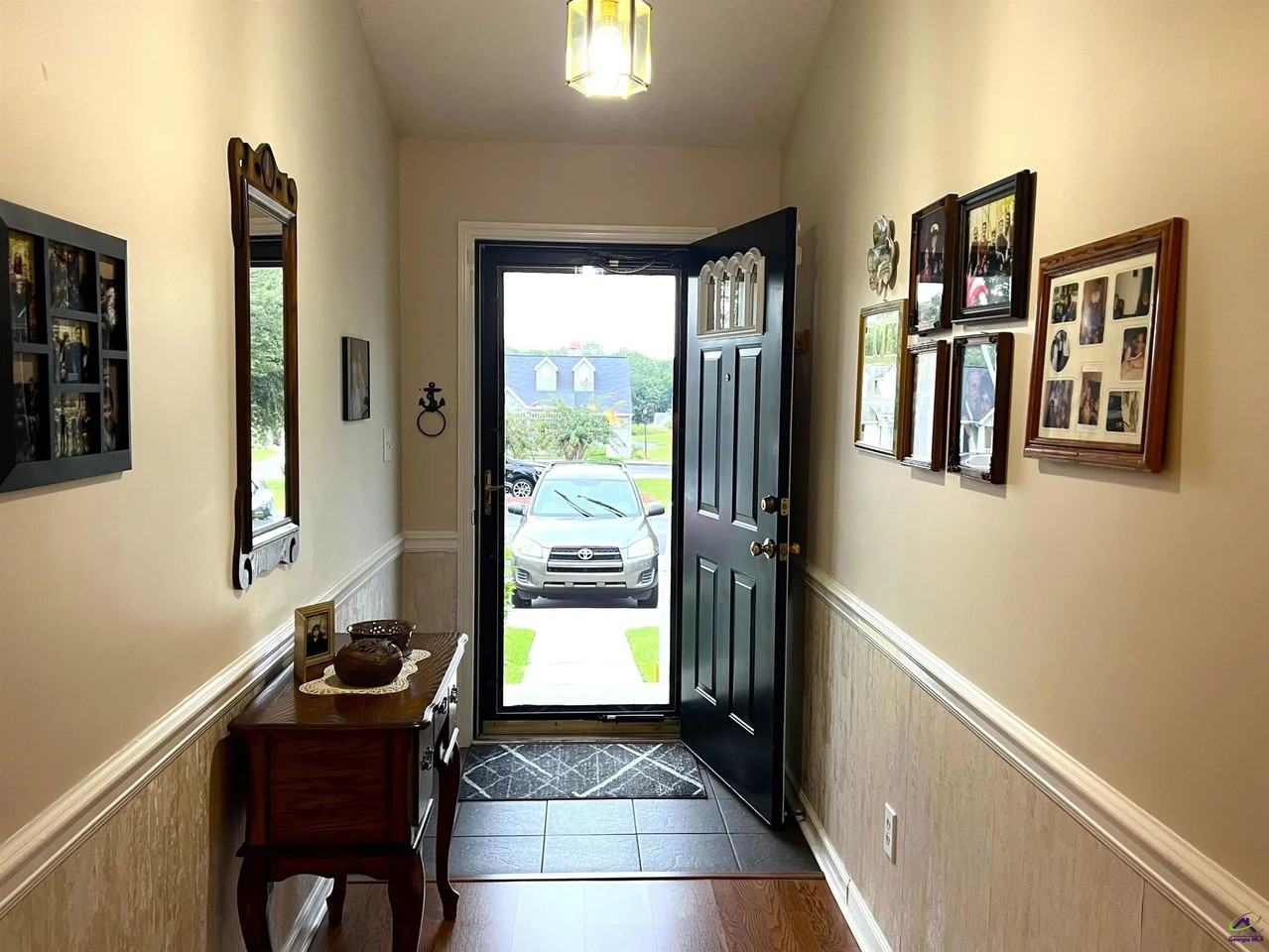 955 Red Bank Ct #NA - Photo 2 of 12