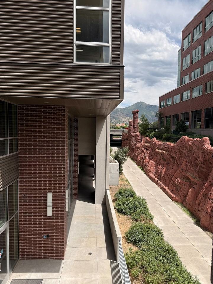 The Draw Sugar House Apartments - Photo 4 of 11