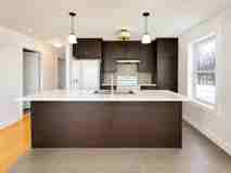 493 90e Avenue - Photo 1 of 1