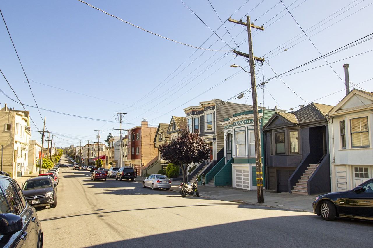 337 10th Avenue - Photo 4 of 17