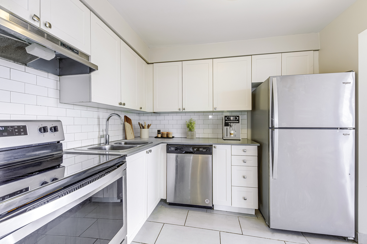Cambridge Park Apartments - Photo 3 of 13