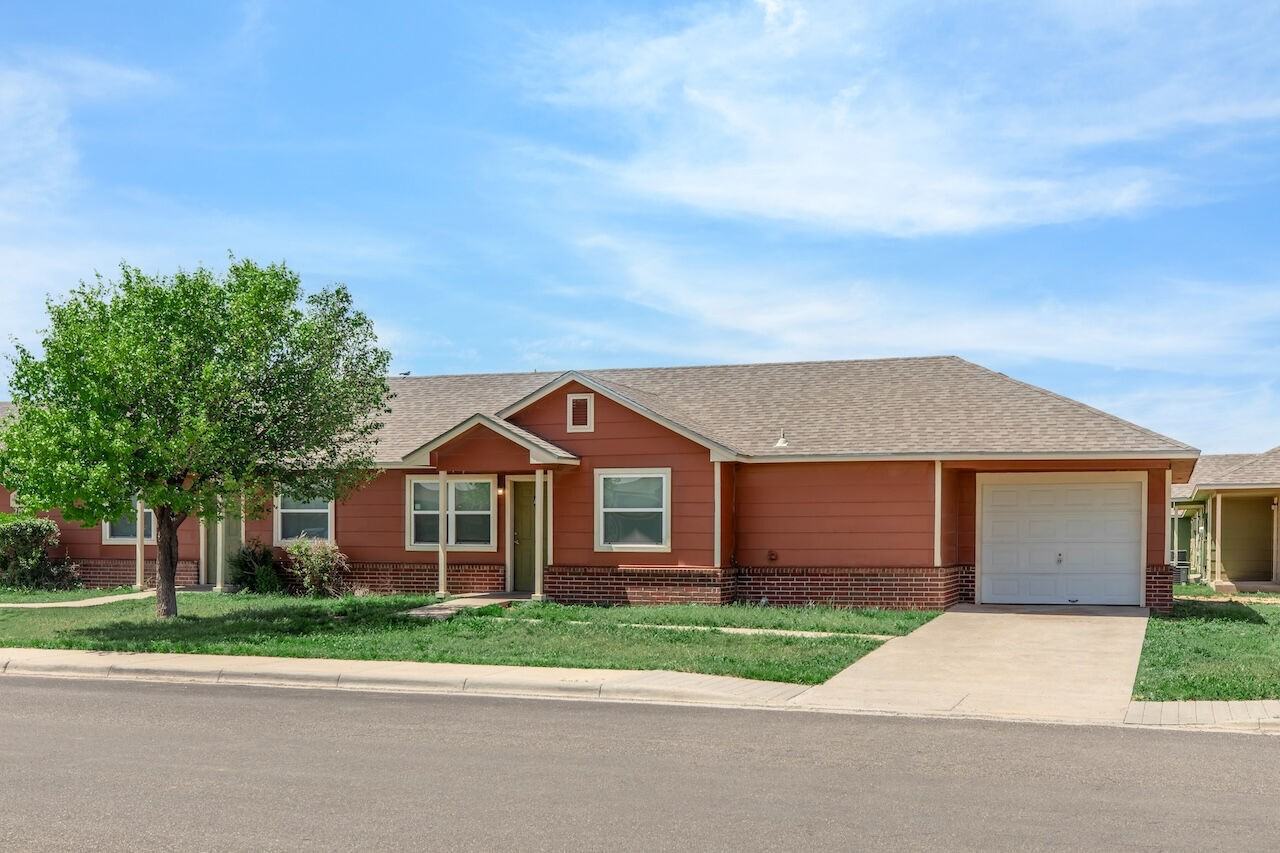 Amarillo Greentree Village - Photo 4 of 31