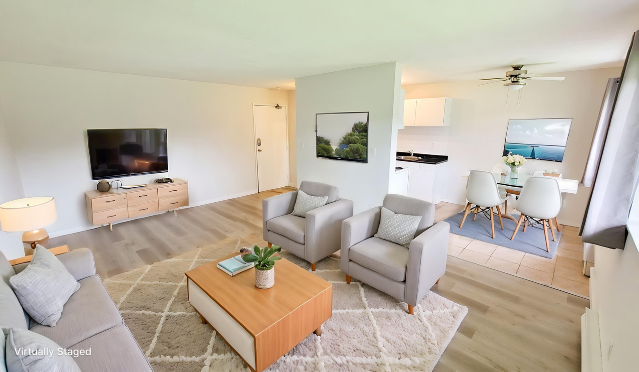 Pinetree Apartments - Photo 3 of 26