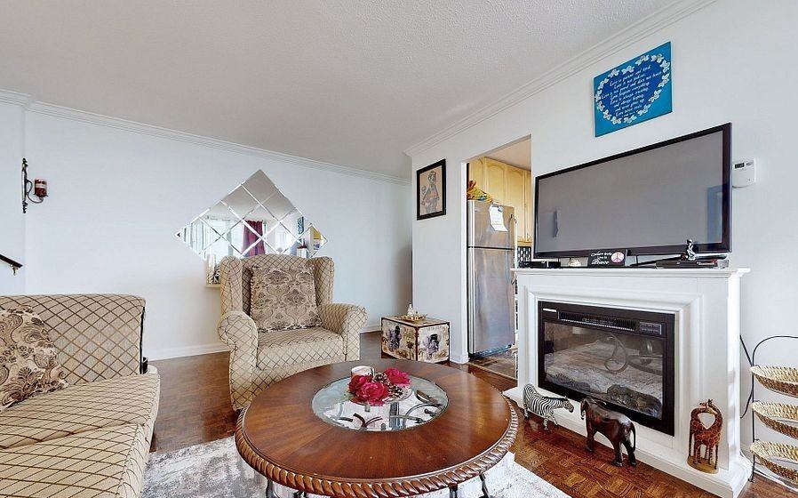 530 Lolita Gardens #1704 - Photo 3 of 22