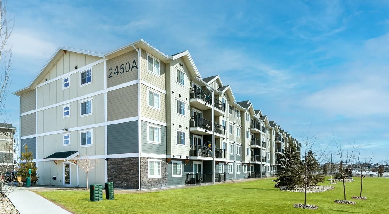 Vanier Heights - Photo 5 of 14