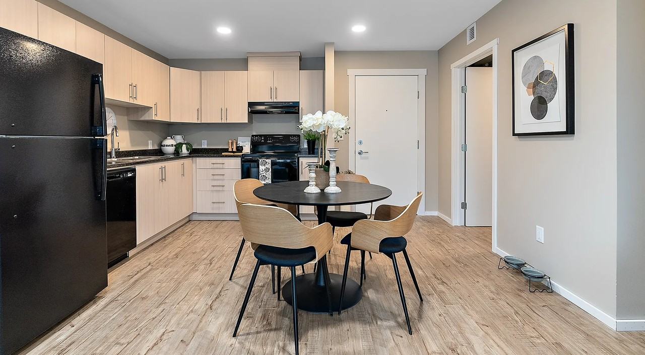 Suncrest Apartments - Photo 7 of 21