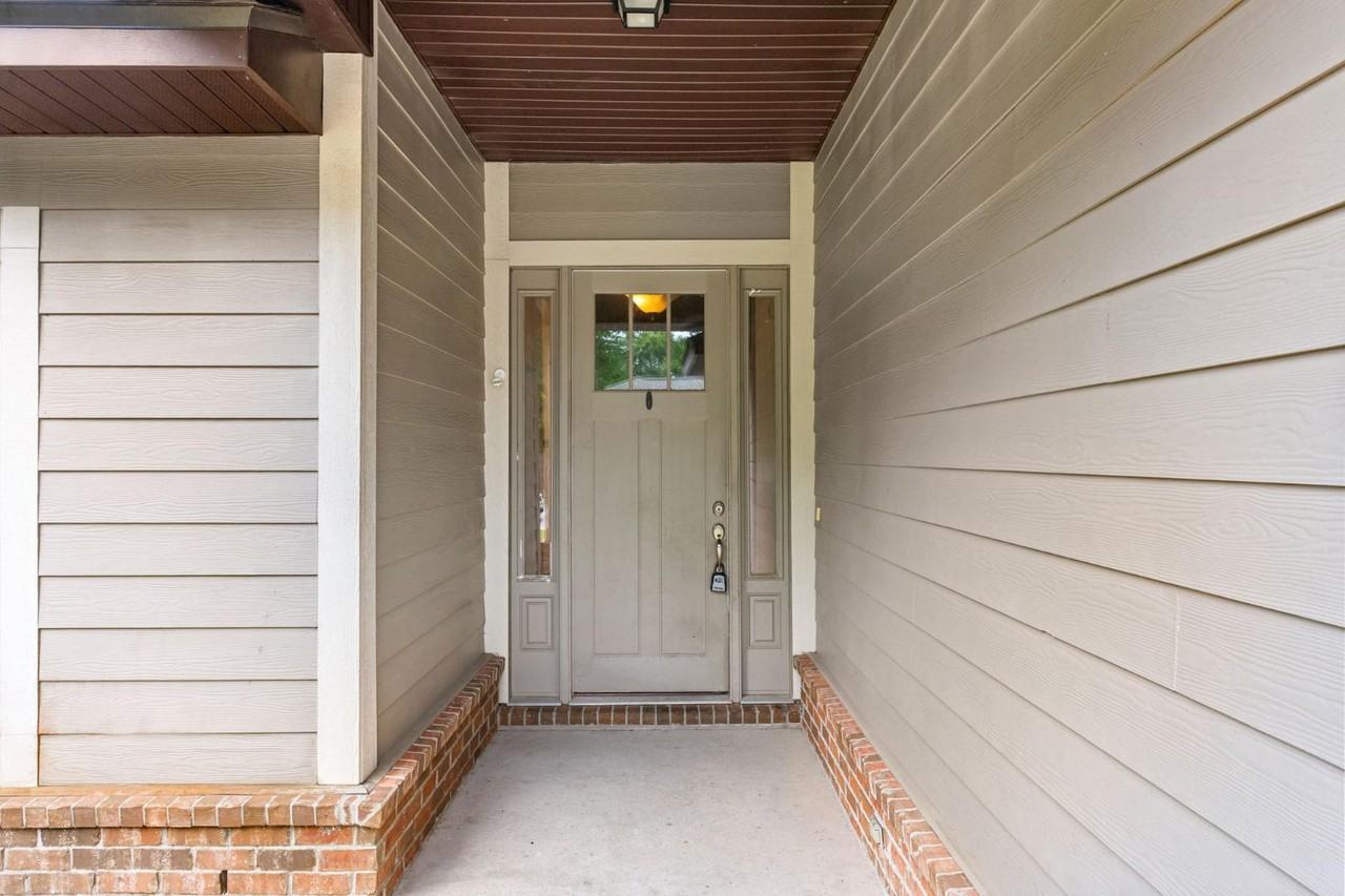 238 Benton Blvd - Photo 3 of 11