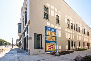 Lloyd House II - Photo 1 of 1