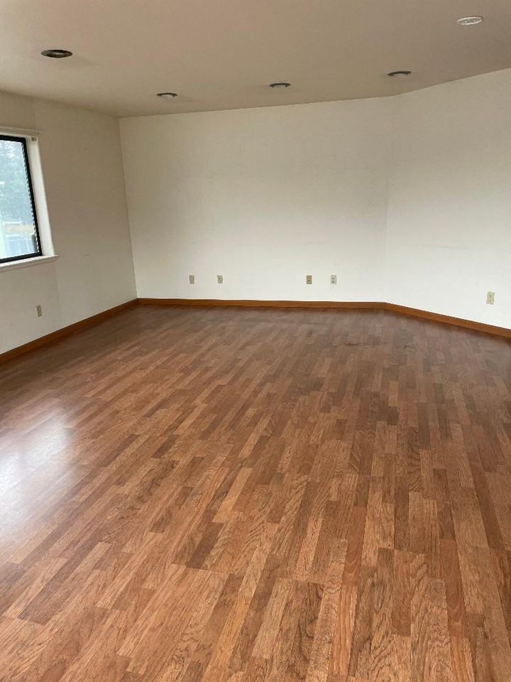 5670 W End Rd - Photo 3 of 8