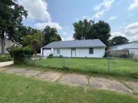 1324 Canton St - Photo 1 of 1