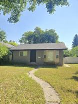 2414 27 St Se - Photo 1 of 1