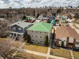featured image of 533 De La Morenie St