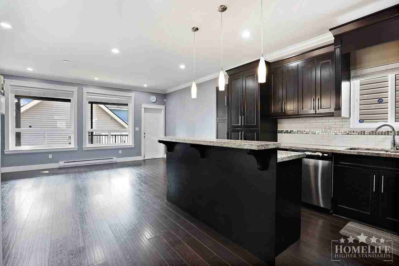 12970 60 Ave - Photo 7 of 31