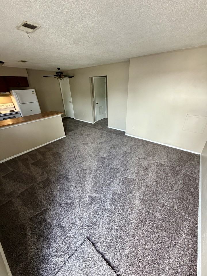 1012 Mary St #3-1012 - Photo 5 of 8
