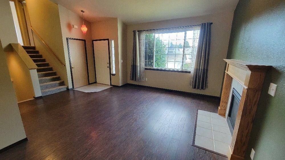 9519 17th Pl Ne #1 - Photo 3 of 14