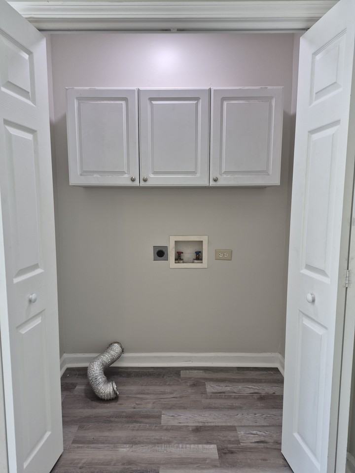 812 Cherokee Ave #1 - Photo 3 of 8