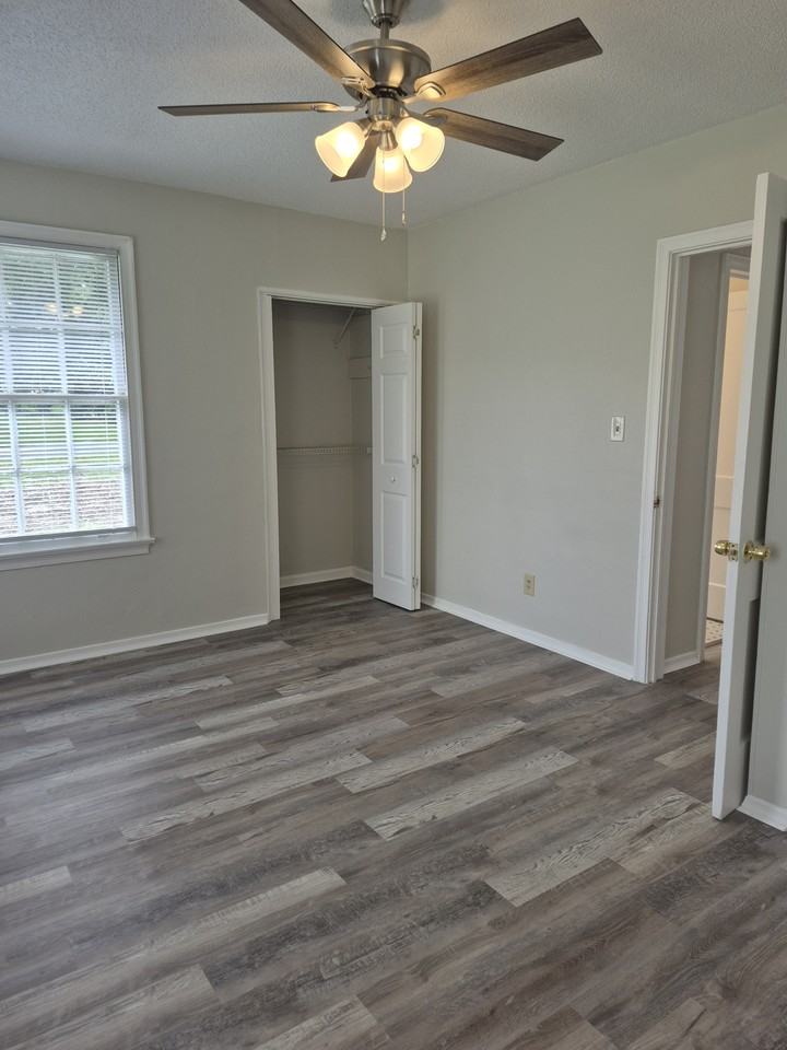 812 Cherokee Ave #1 - Photo 5 of 8