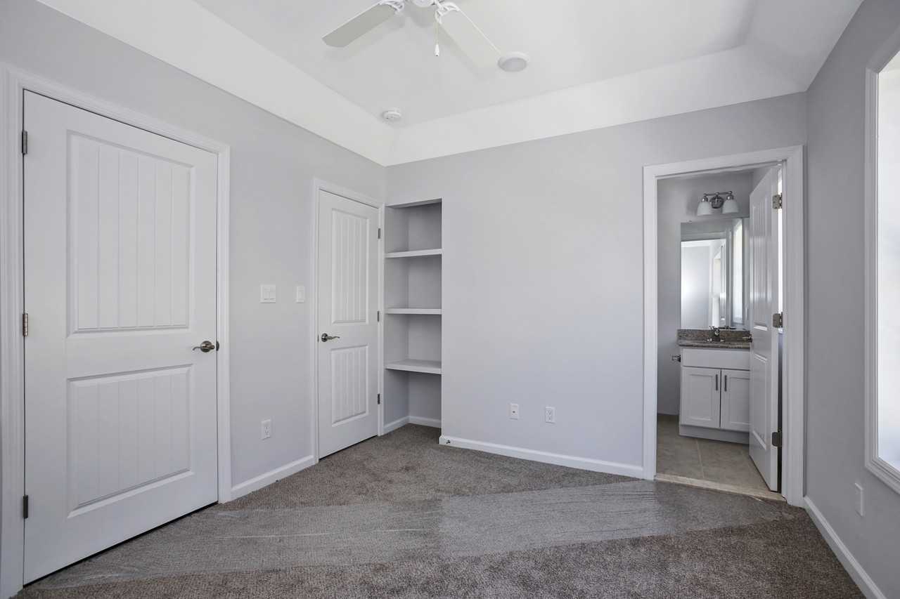 201 Johnson St #201 - Photo 6 of 28