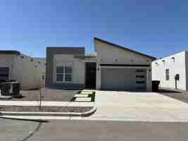featured image of 13840 Paseo De Loma Dr #1