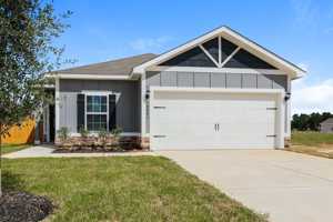 featured image of 15651 Plum Brook Dr