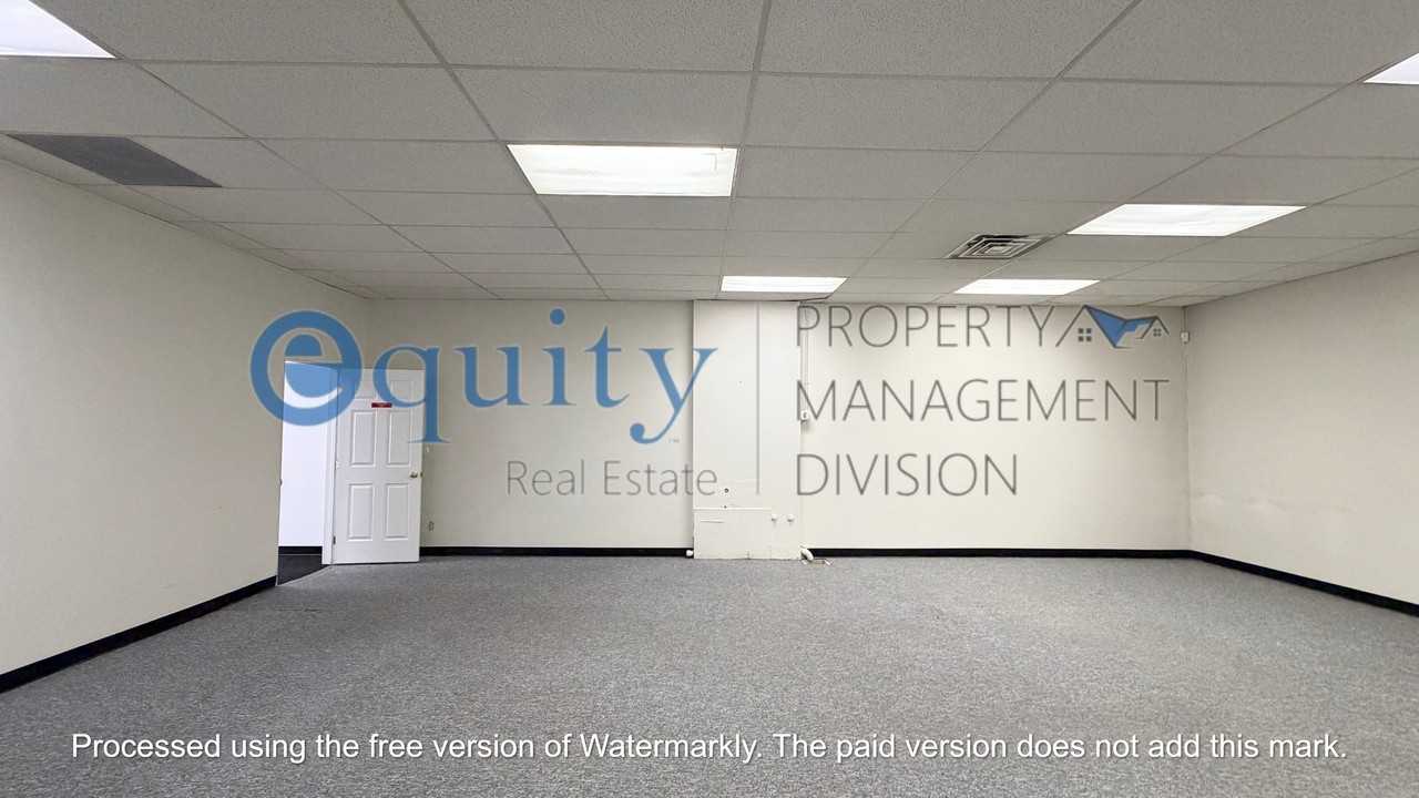 8392 S 700 E #8392 - Photo 5 of 9
