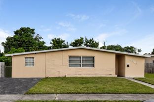 5301 Nw 11th St - Photo 1 of 1