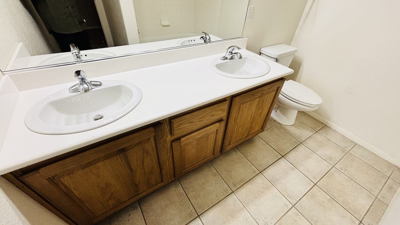 2316 Tedesca Dr #1 - Photo 7 of 8