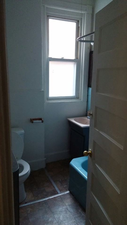 6014 Irving St #1 - Photo 3 of 3