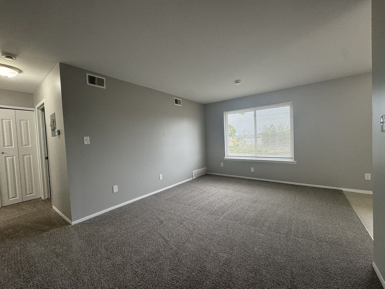 939 James Street11 #11 - Photo 5 of 12