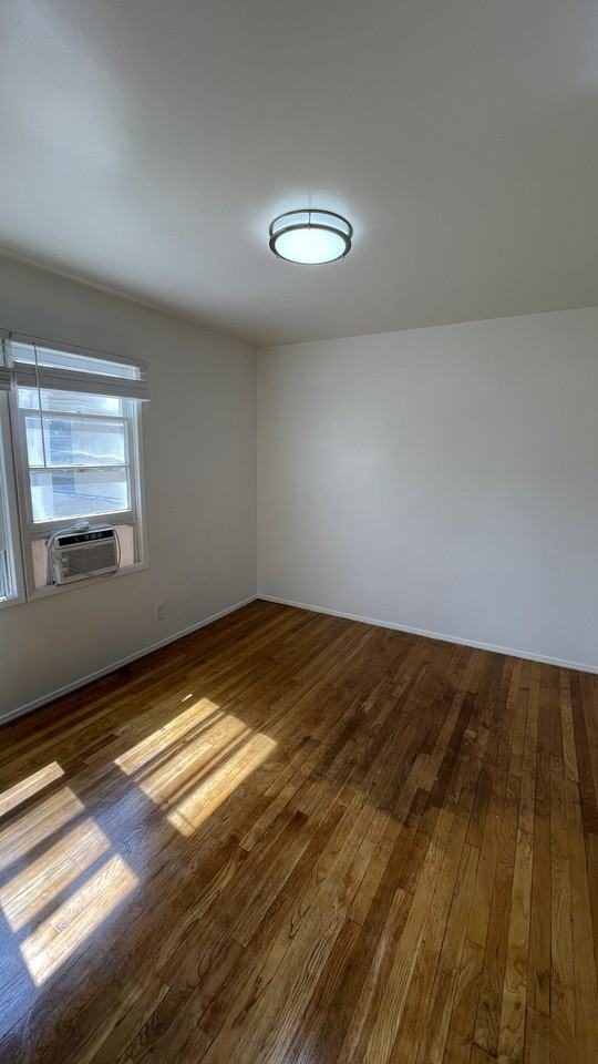 2473 Silver Lake Blvd #2473C - Photo 7 of 29