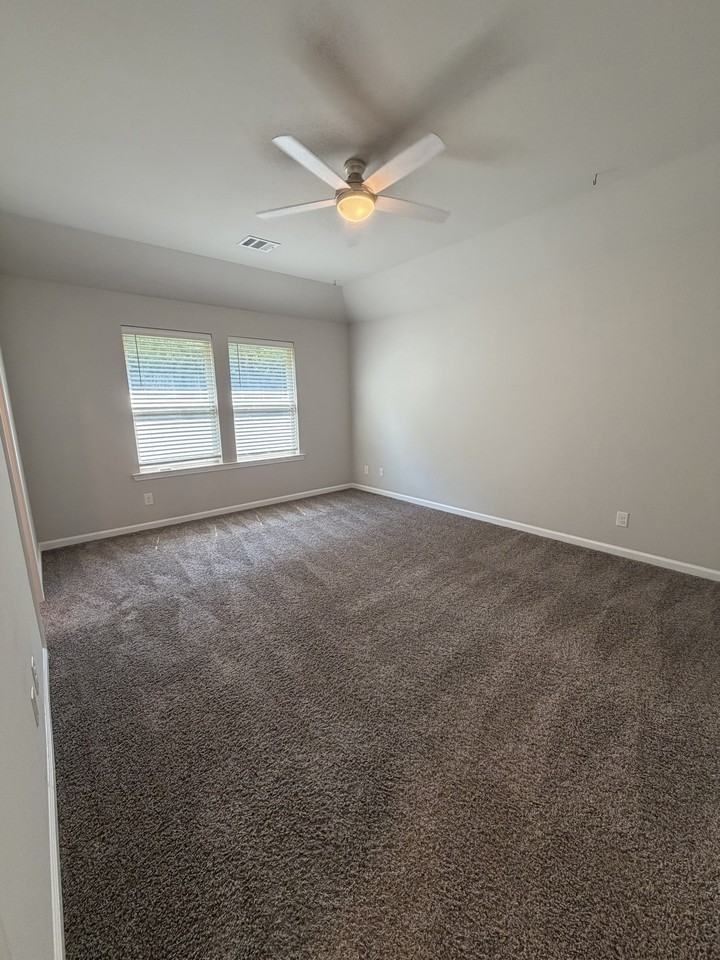 18317 Fox Hollow Loop #1 - Photo 6 of 6