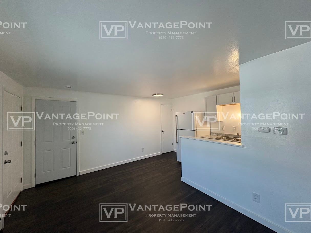 1558 Cass St #B